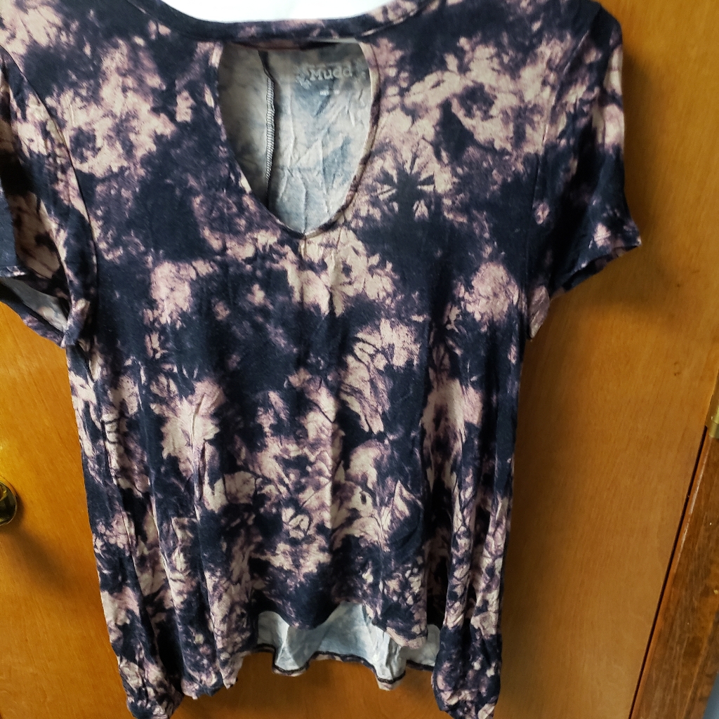 Mudd Large Tees 2 Tees